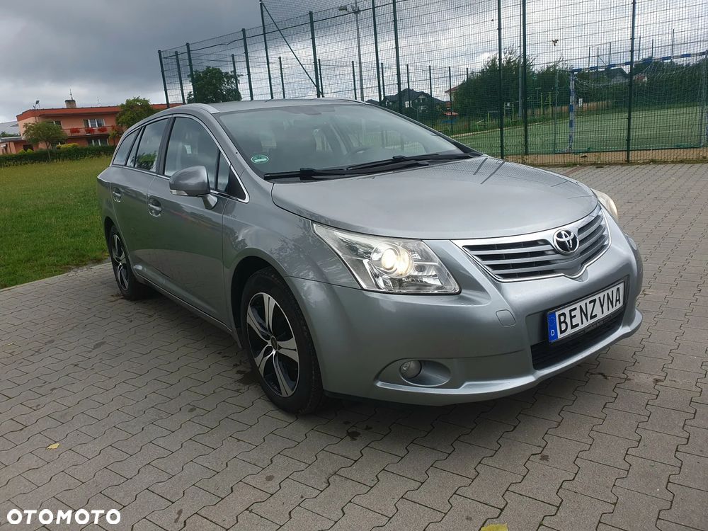 Toyota Avensis 1.8 Sol - 2
