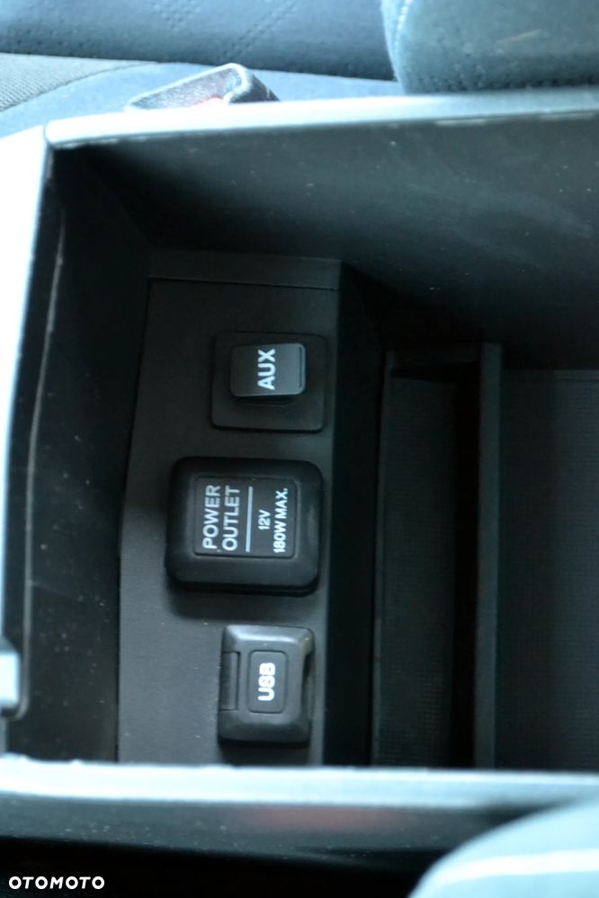 Honda Civic 1.8 i-VTEC Comfort - 29