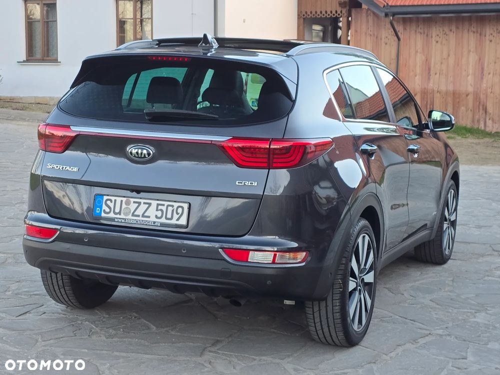 Kia Sportage 2.0 CRDI AWD Dream-Team Edition - 10