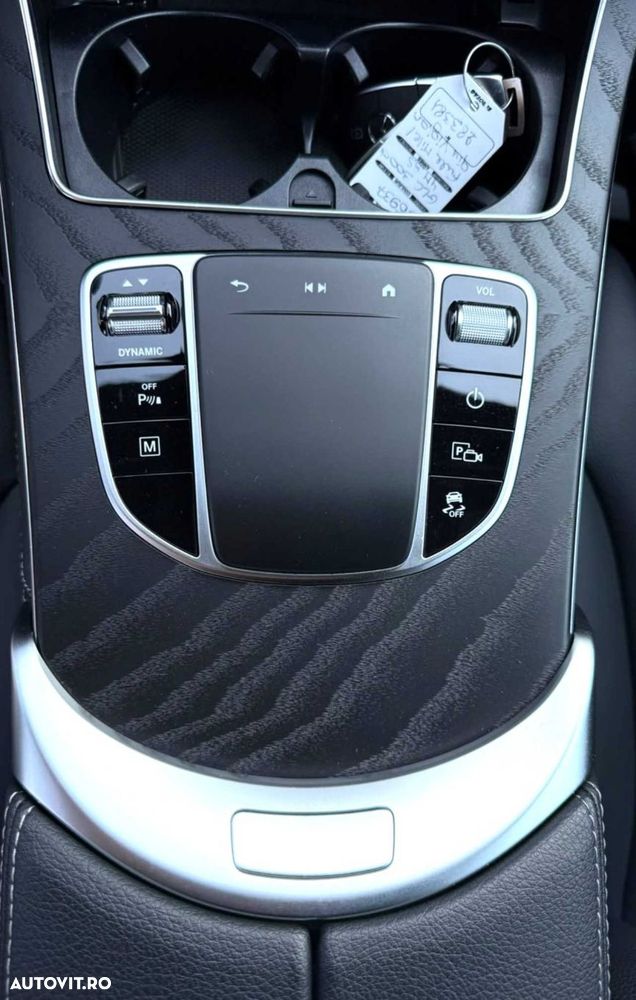 Mercedes-Benz GLC - 28