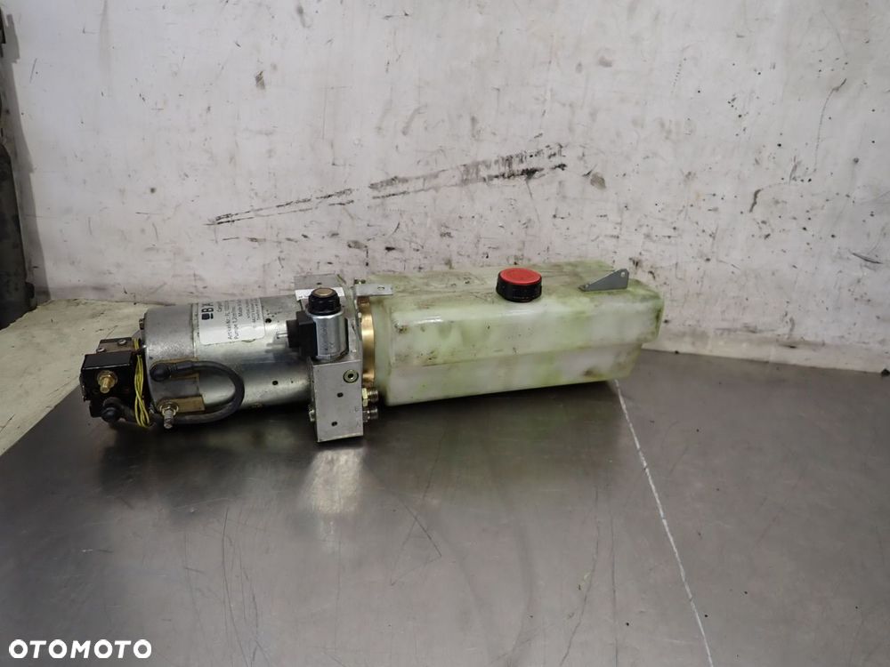 POMPA HYDROKLAPY IVECO EUROCARGO 30667027 - 6