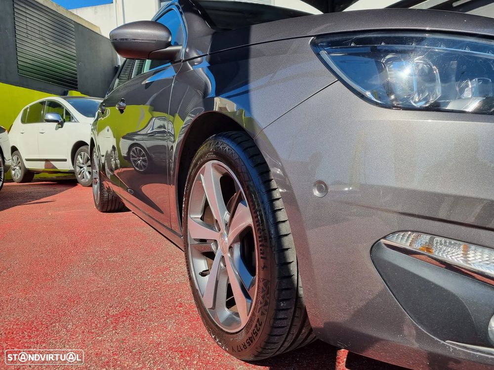 Peugeot 308 SW 1.2 PureTech Allure J17 - 10