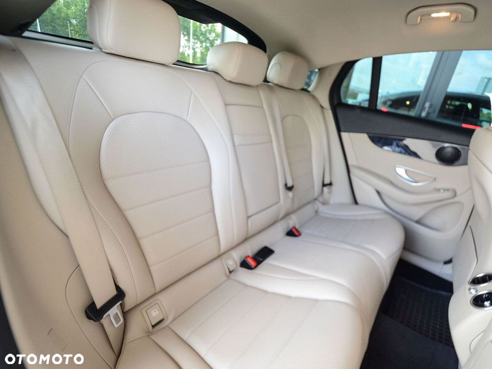Mercedes-Benz GLC Coupe 200 d - 26