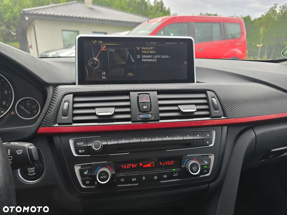 BMW Seria 3 318d DPF Edition Sport - 9