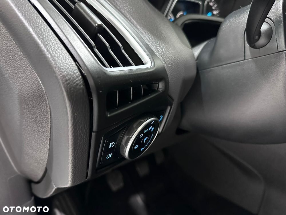 Ford Focus - 29