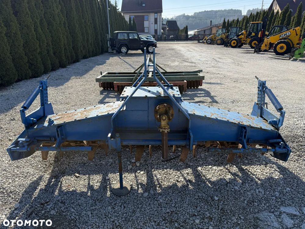 AGREGAT WIRUJĄCY AKTYWNY BRONA WIRUJĄCA WIROWA AKTYWNA RABE RABEWERK NOŻE LELY KRONE RAU AMAZONE UPRAWOWY NOŻE AKTYWNY AKTYWNA - 1