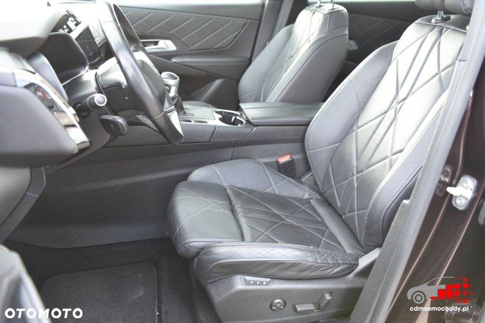 DS Automobiles DS 7 Crossback - 16