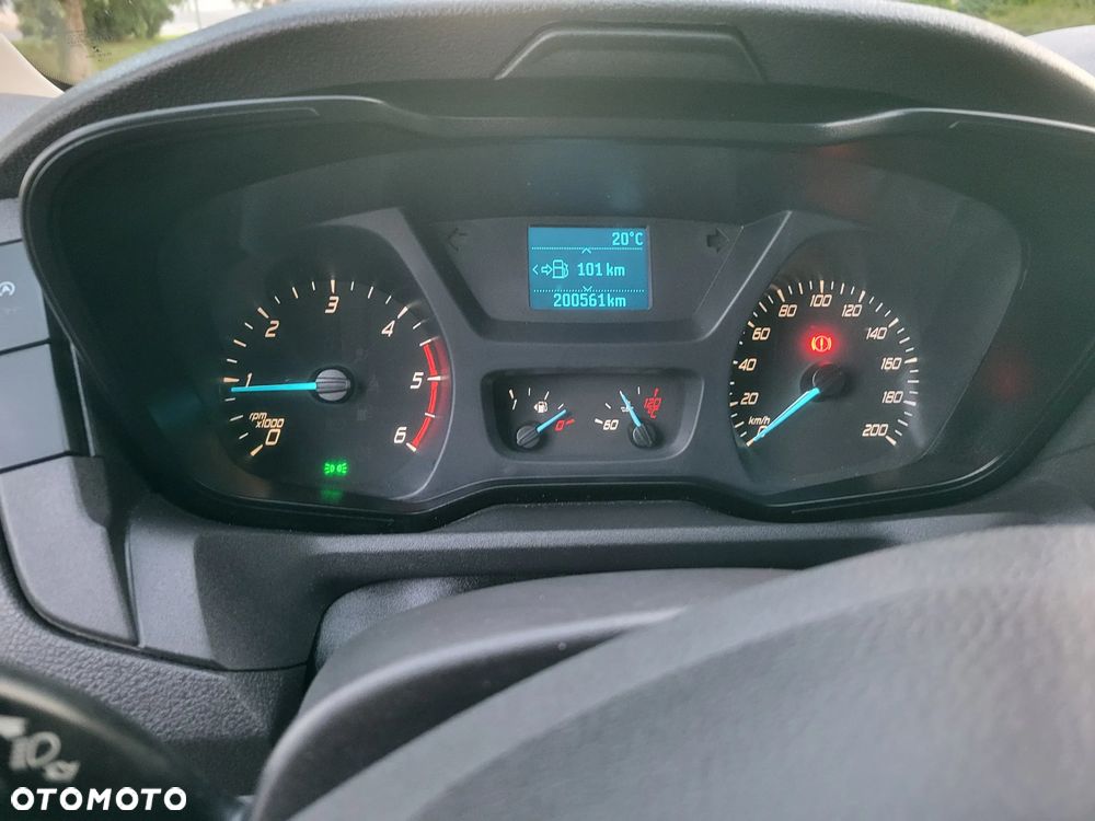 Ford Transit - 18