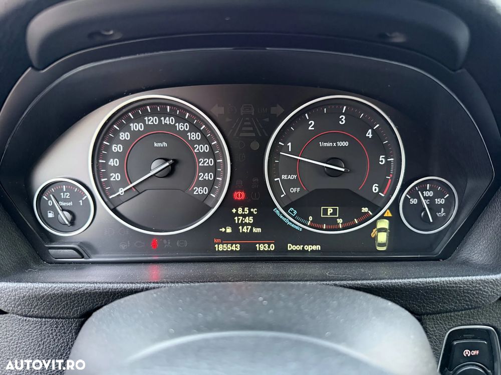 BMW Seria 3 320d Aut. Sport Line - 12