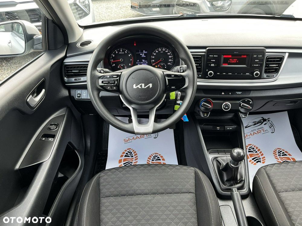 Kia Rio 1.2 M - 11