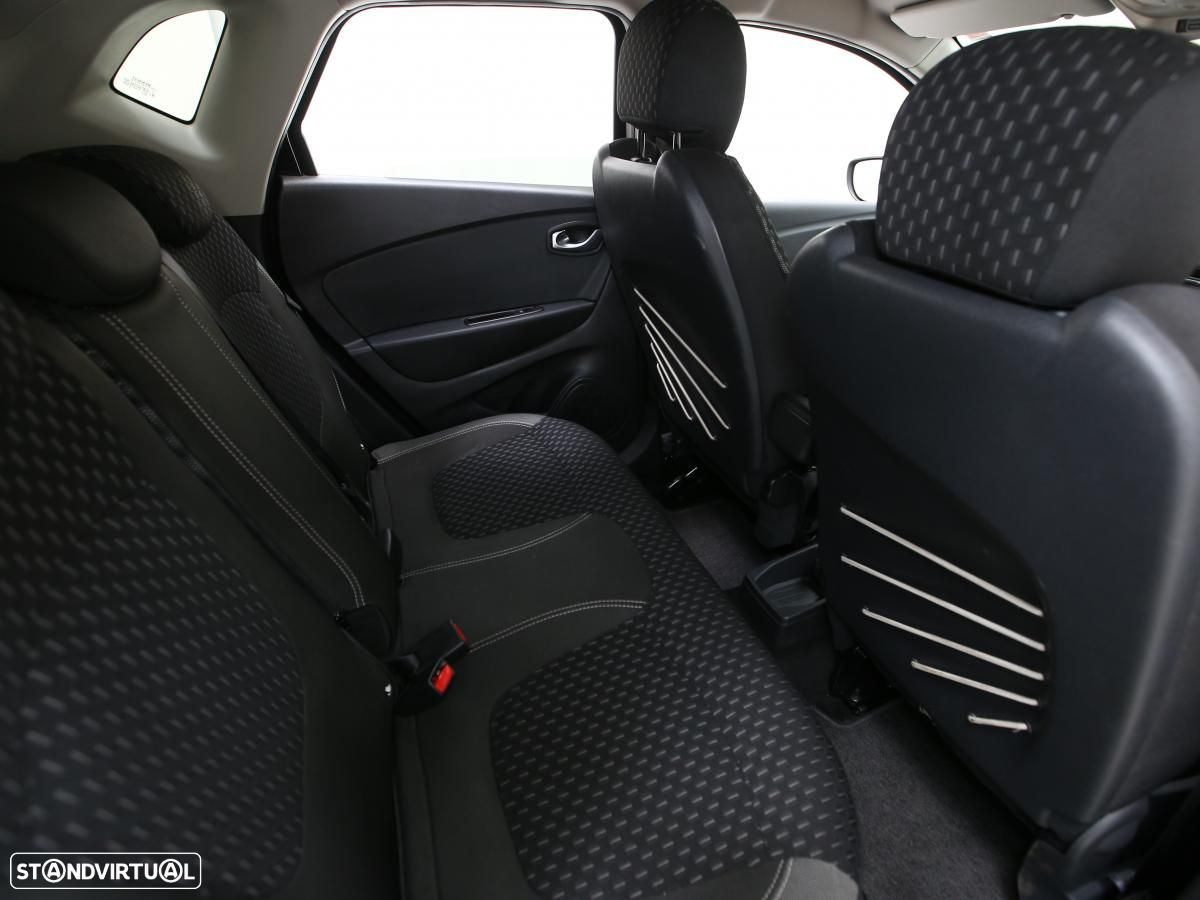 Renault Captur 1.5 dCi Exclusive - 10