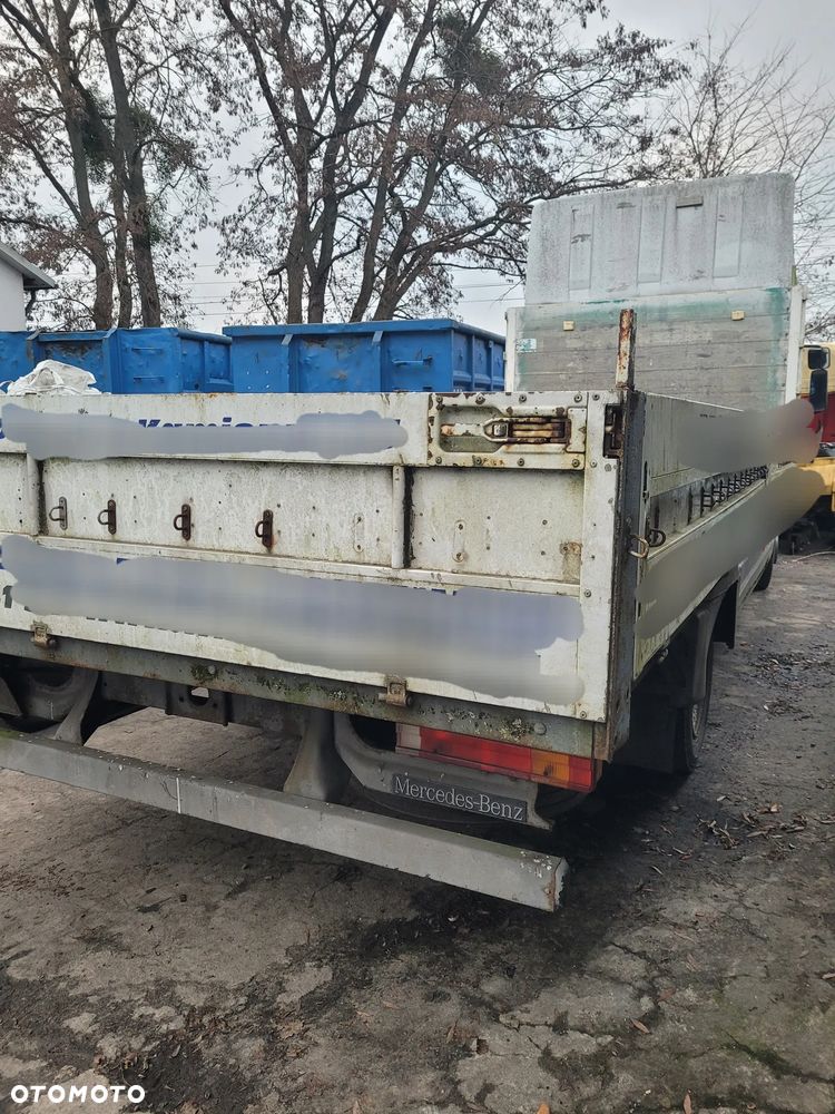 Części- Mercedes-Benz ATEGO  Pojemność: 4249  Moc: 110 Rok: 2005  Diesel - 3