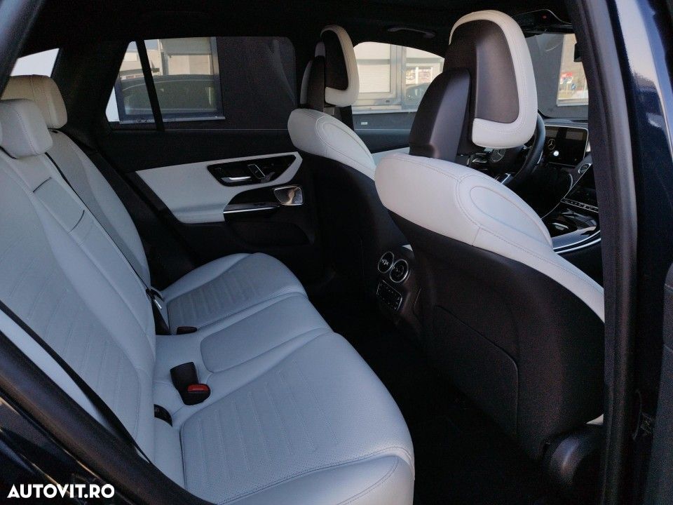 Mercedes-Benz GLC 300 e 4MATIC - 14