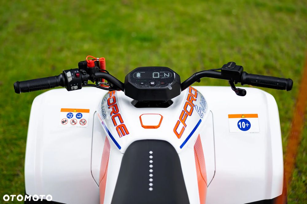 CFMoto CForce - 13