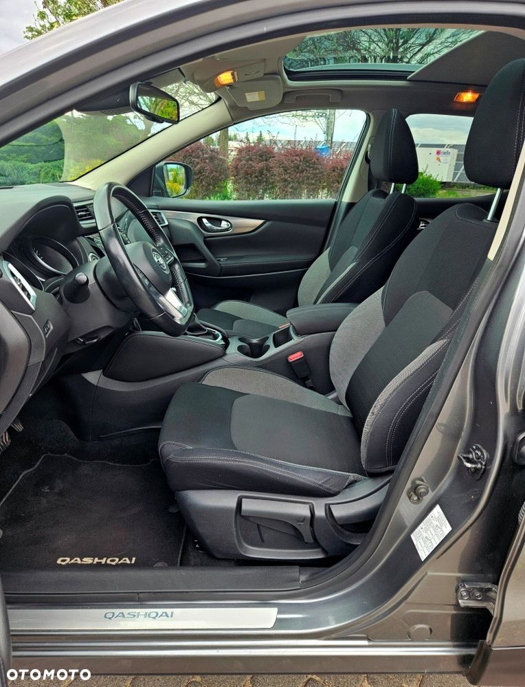 Nissan Qashqai 1.6 DCi Xtronic TEKNA - 13