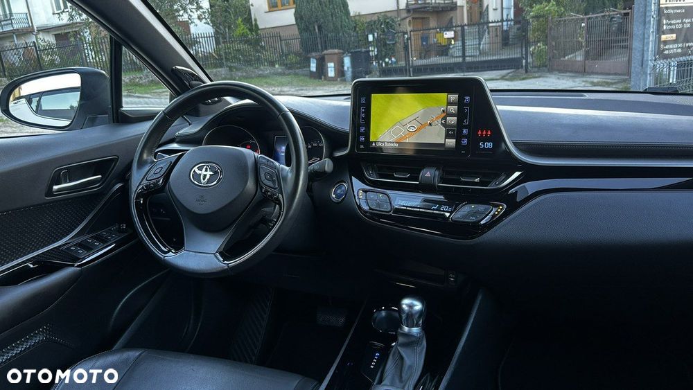 Toyota C-HR - 7