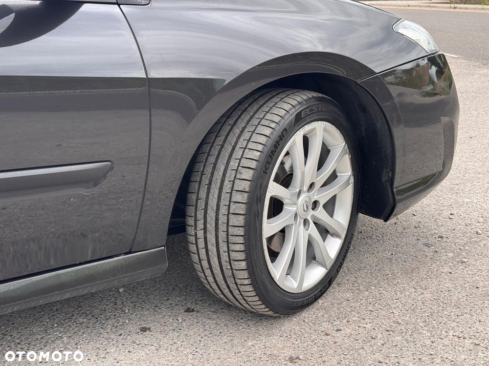 Renault Laguna dCi 150 FAP GT - 9