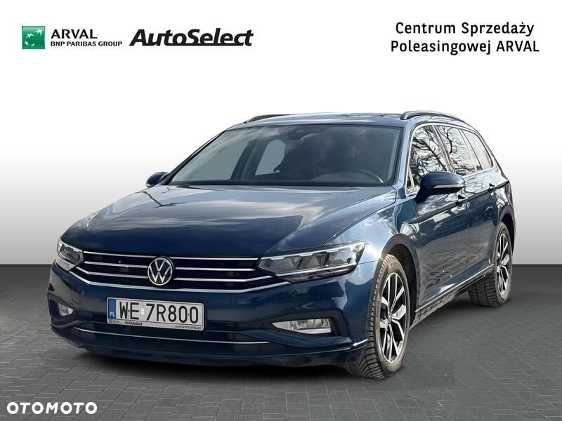 Volkswagen Passat - 1