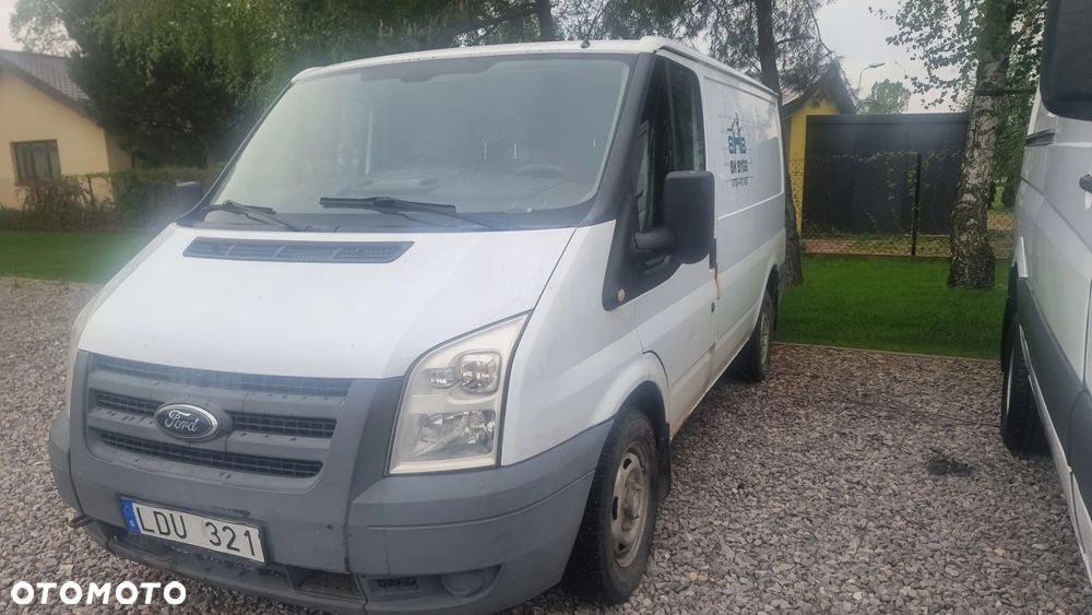 Ford Transit - 1