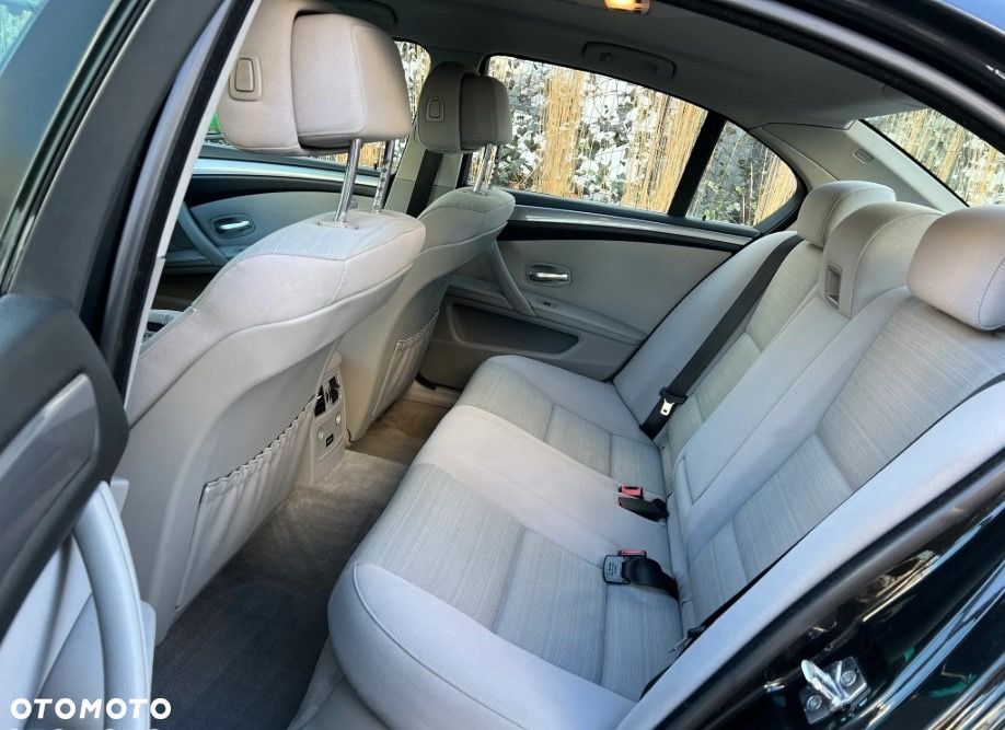 BMW Seria 5 - 11