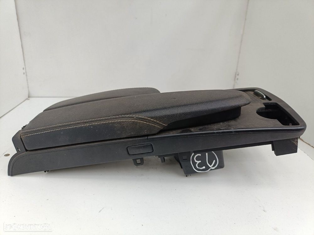 Apoio / Encosto De Braço Mercedes-Benz C-Class (W204) - 1