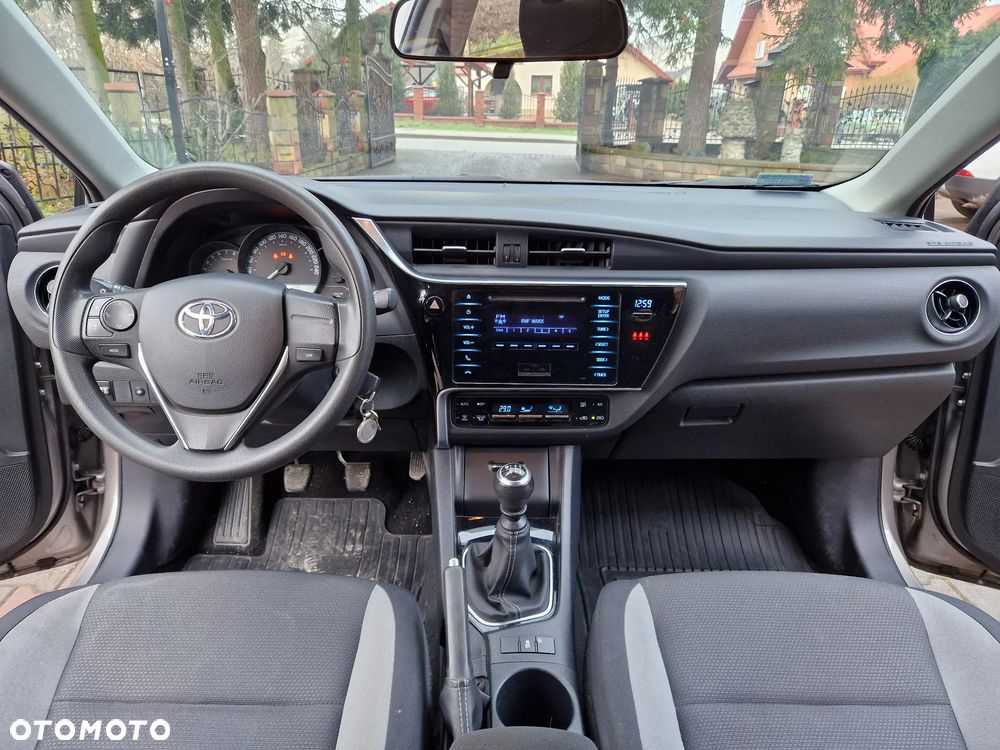 Toyota Auris 1.6 Active - 18