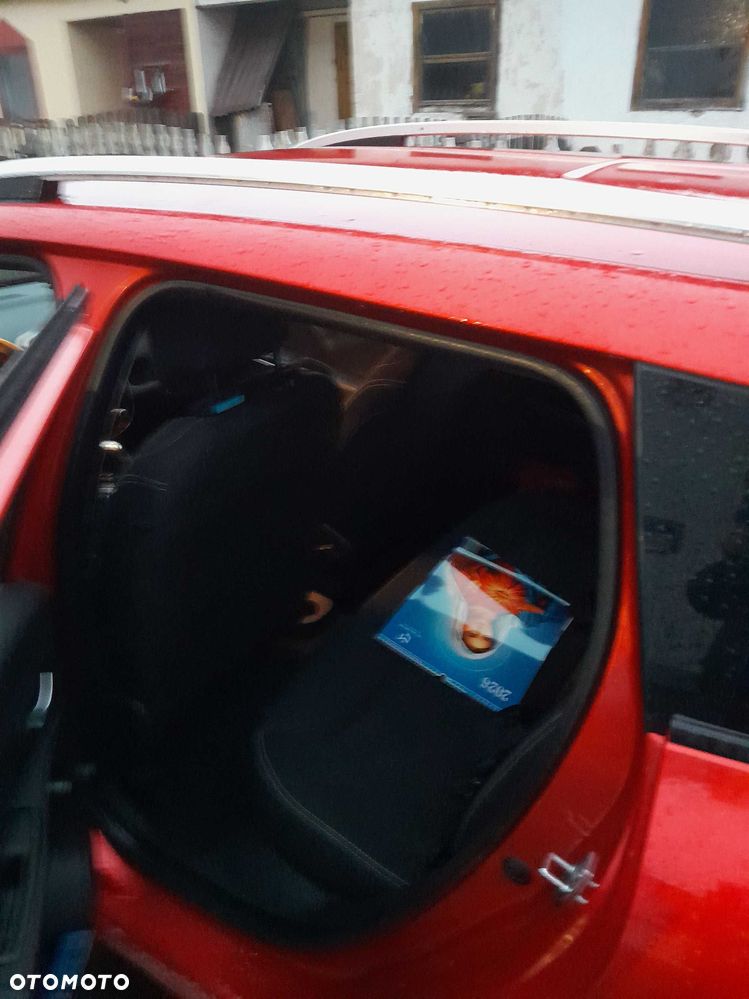 Renault Clio - 2