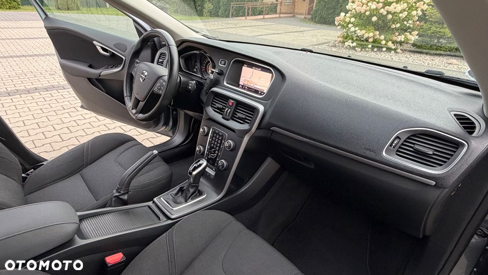 Volvo V40 D2 Geartronic Kinetic - 22