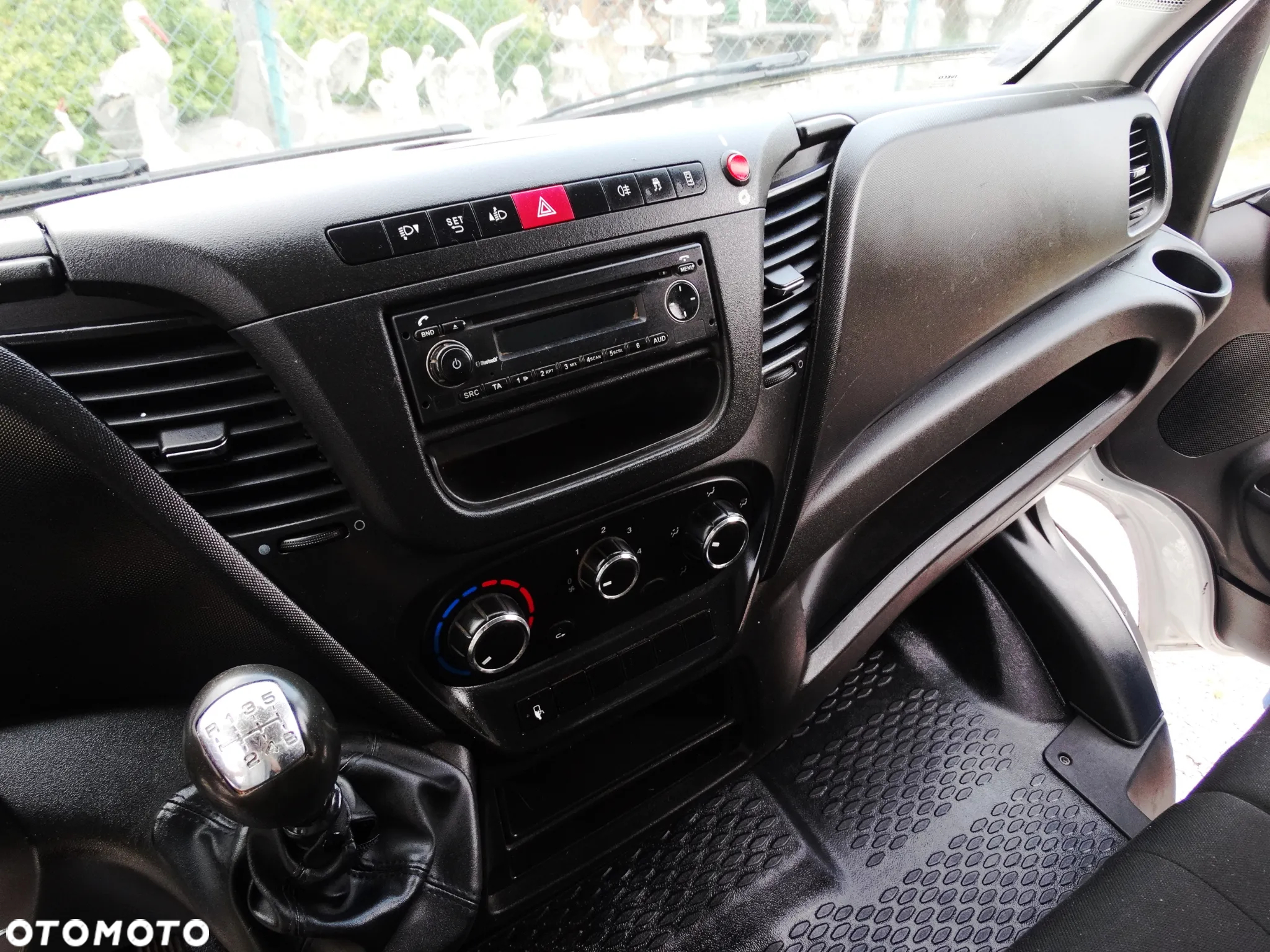 Iveco DAILY - 10