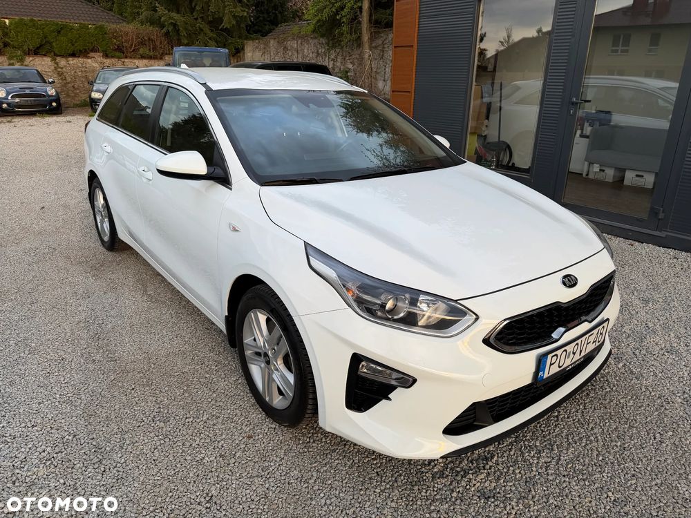 Kia Ceed 1.5 T-GDI GT-Line DCT - 11