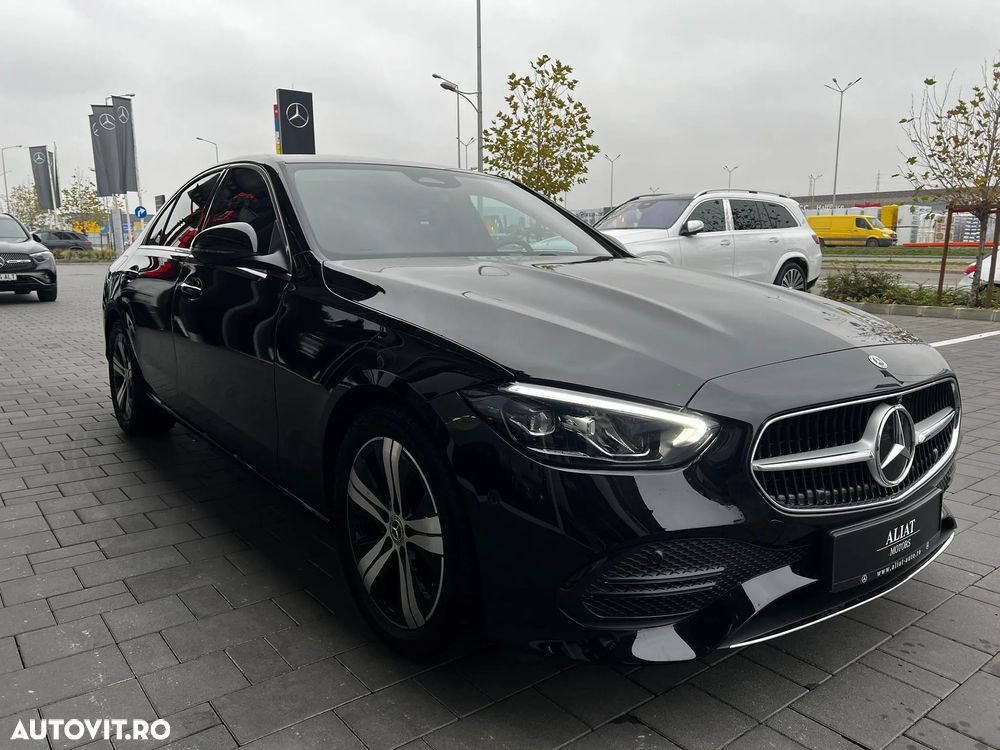 Mercedes-Benz C 300 4Matic 9G-TRONIC - 5
