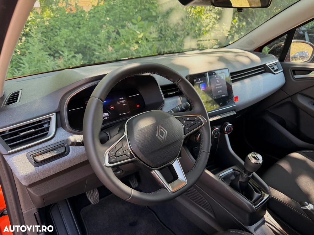 Renault Clio - 17