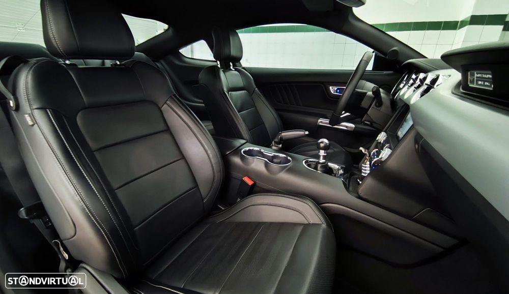 Ford Mustang 5.0 Ti-VCT GT - 14