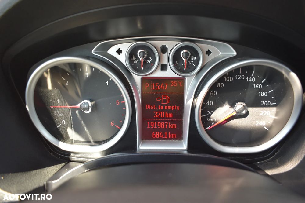 Ford Kuga 2.0 TDCi 4WD Powershift Trend - 13