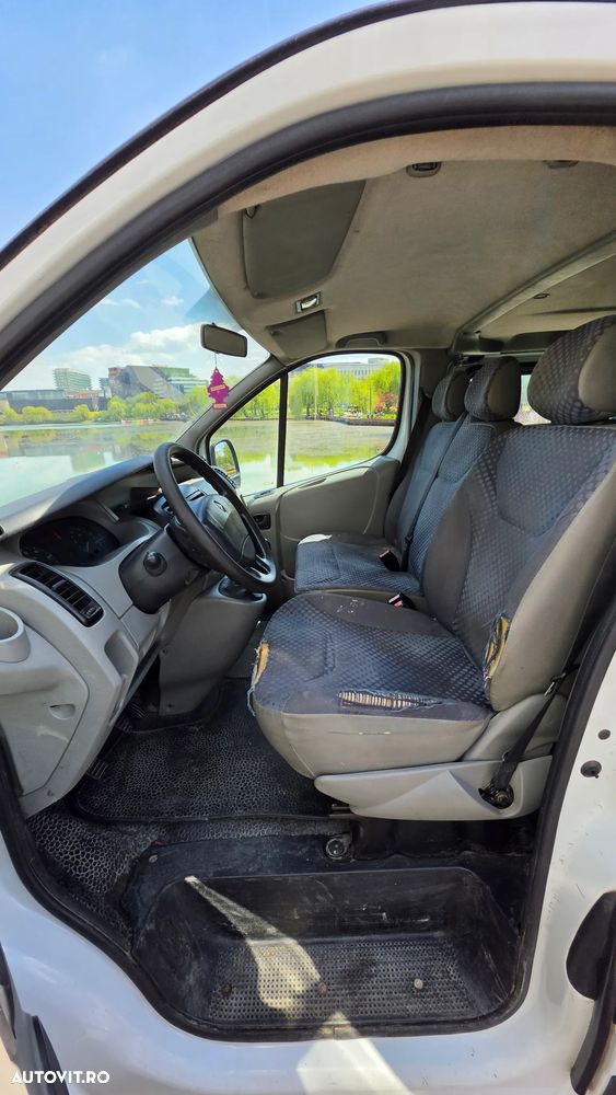 Renault Trafic Combi L2H1 teilverglast - 8