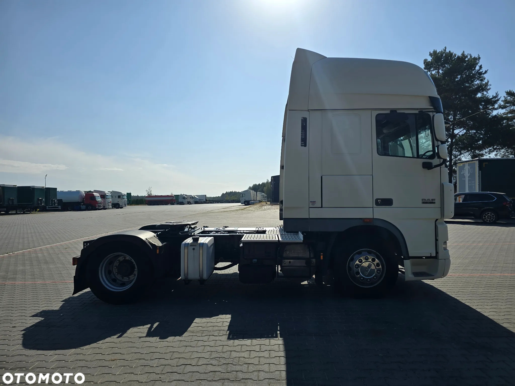 DAF XF 105 460 * MANUAL* 2011 * STANDARD * SUPER SPACE CAB Hydraulika - 5