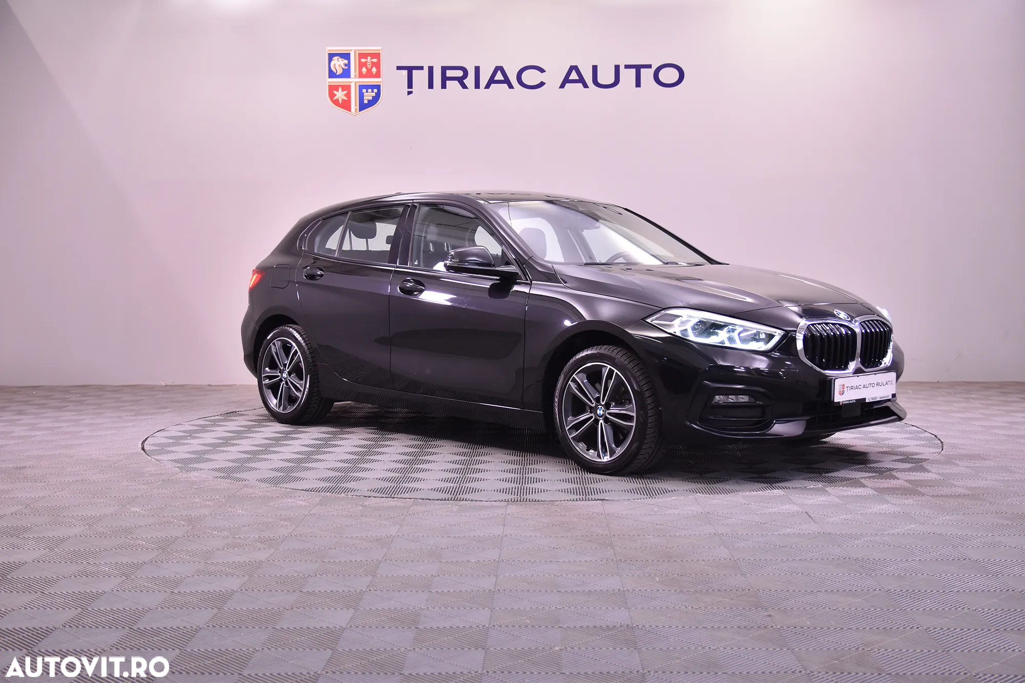 BMW Seria 1 118i Aut. - 7