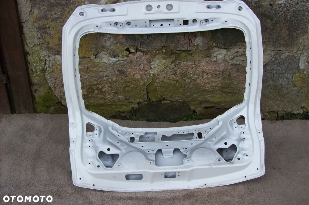 KLAPA BAGAŻNIKA TOYOTA C-HR/ROK 16-20 - 6