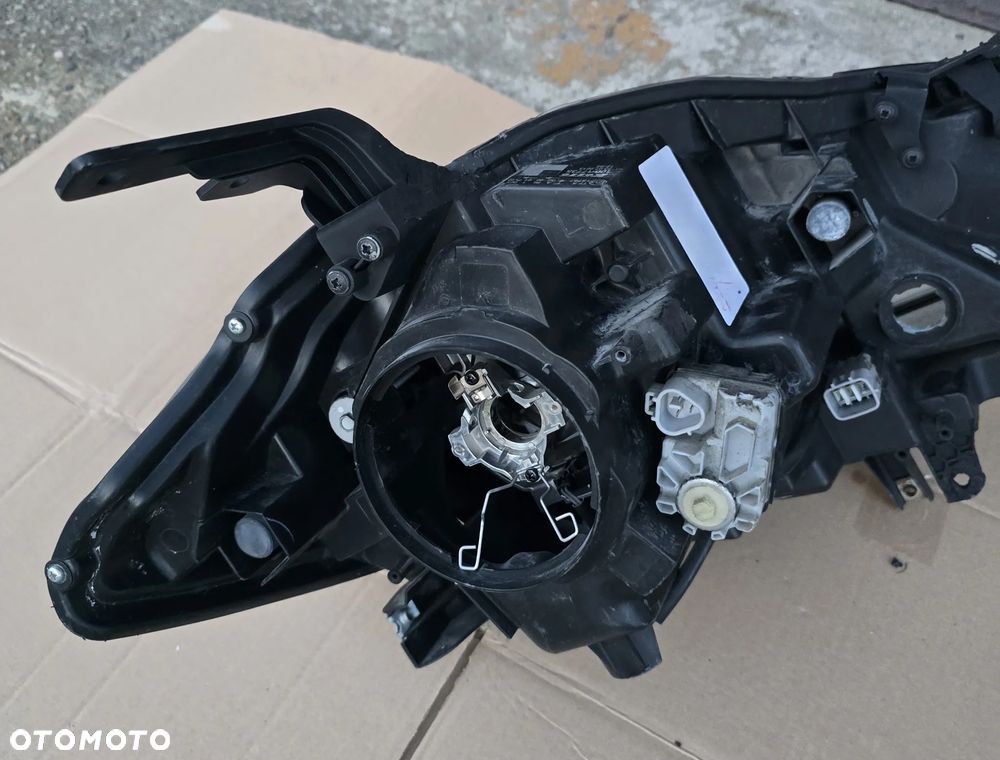 SUZUKI SX4 S CROSS XENON LAMPA LEWA PRZEDNIA LEWY PRZÓD 100-17735 EUROPA - 7