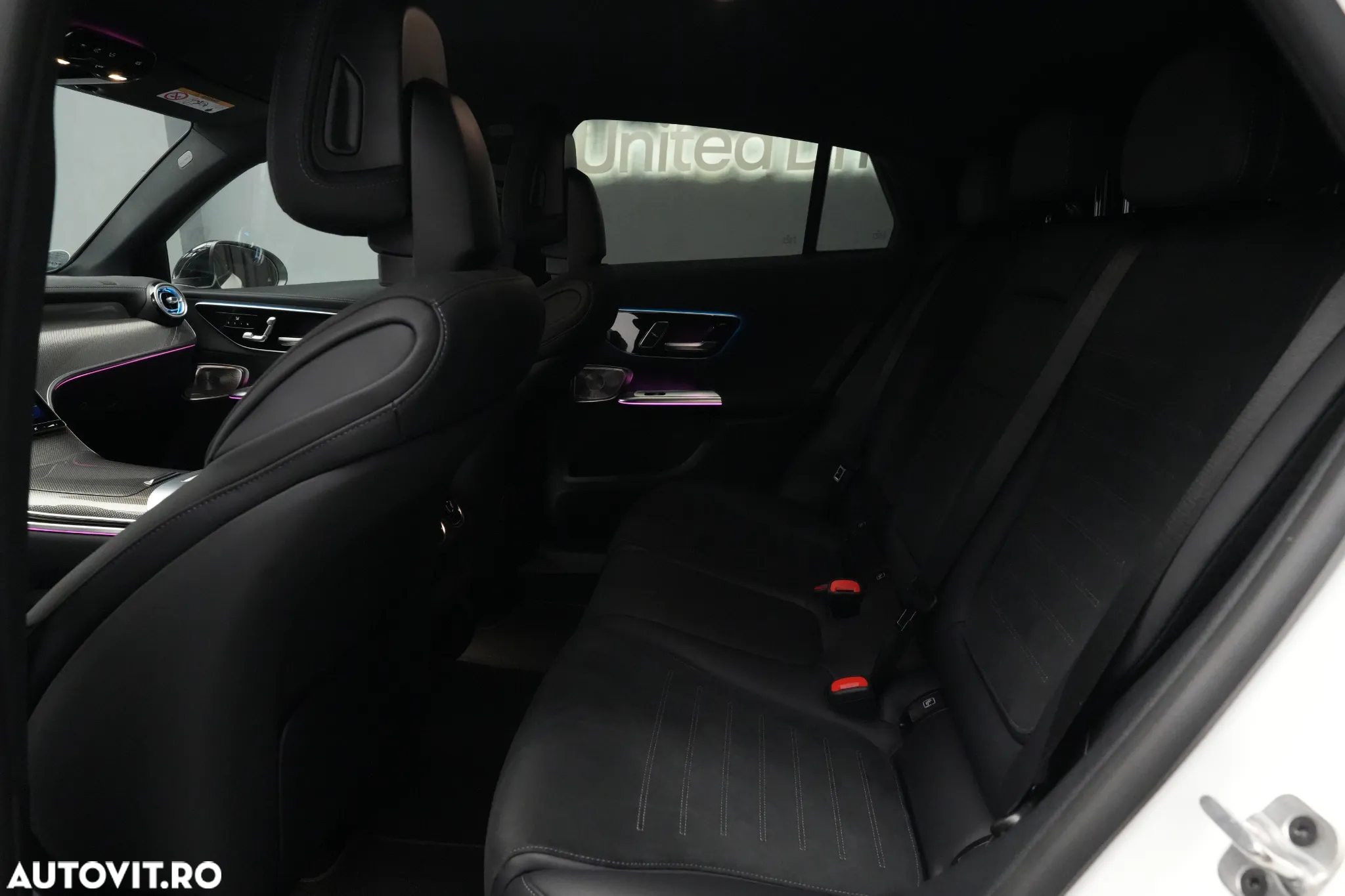 Mercedes-Benz GLC 300 e 4MATIC - 14