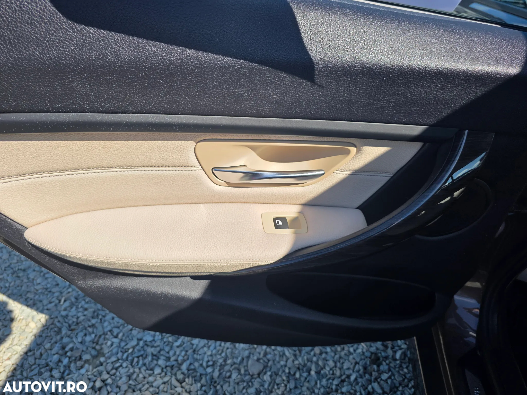 BMW Seria 3 318d Touring Aut. Modern Line - 26