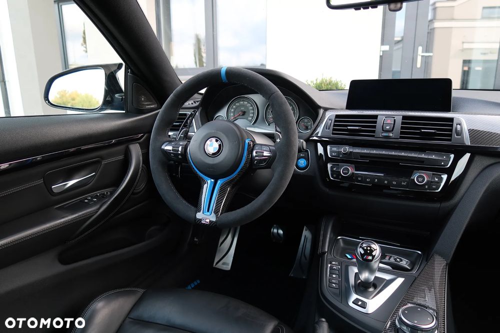 BMW M4 DKG - 25