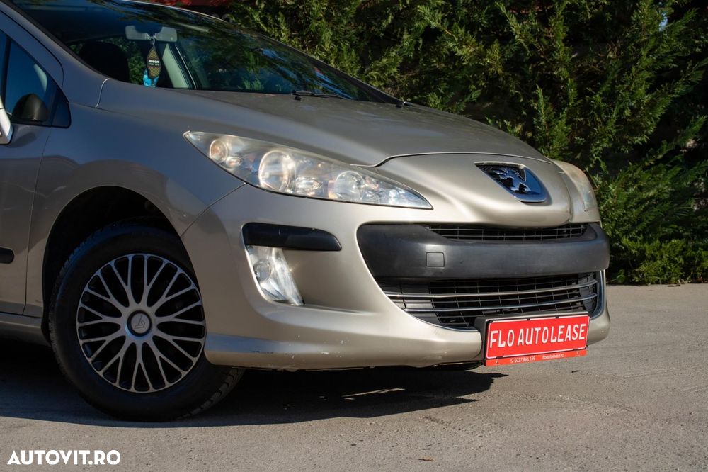 Peugeot 308 1.6E Confort Pack Aut - 5