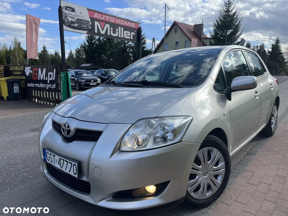 Toyota Auris 1.4 D-4D - 1