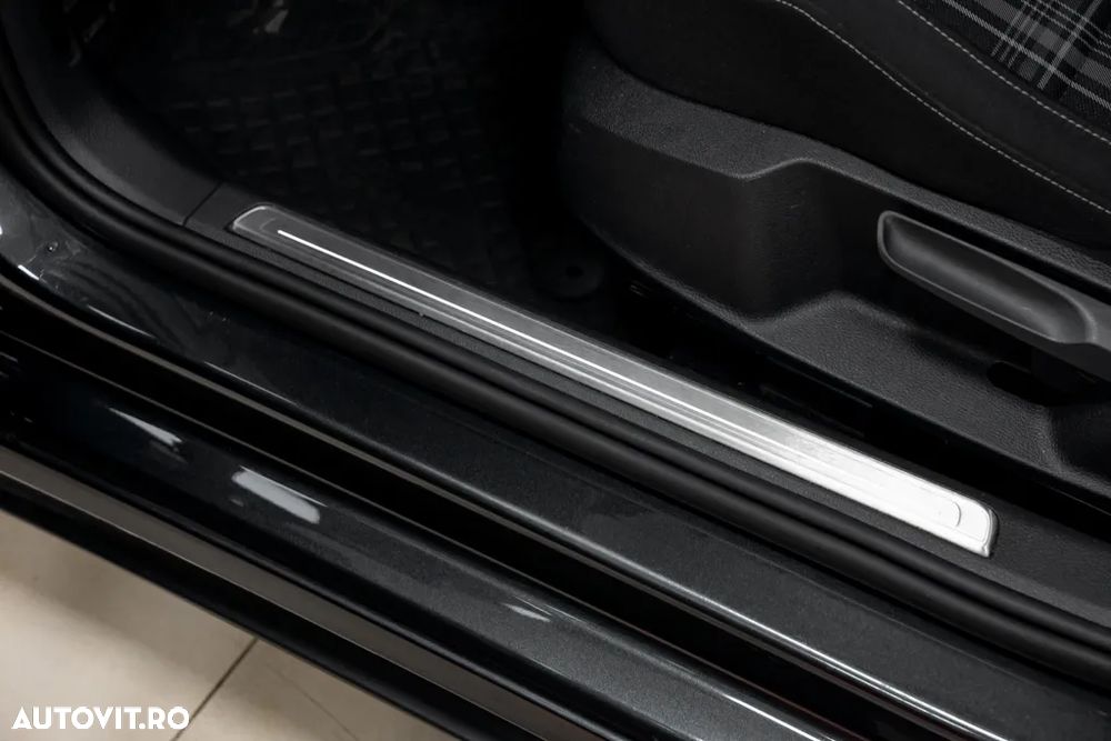 Volkswagen Golf GTD (BlueMotion Technology) DSG - 23