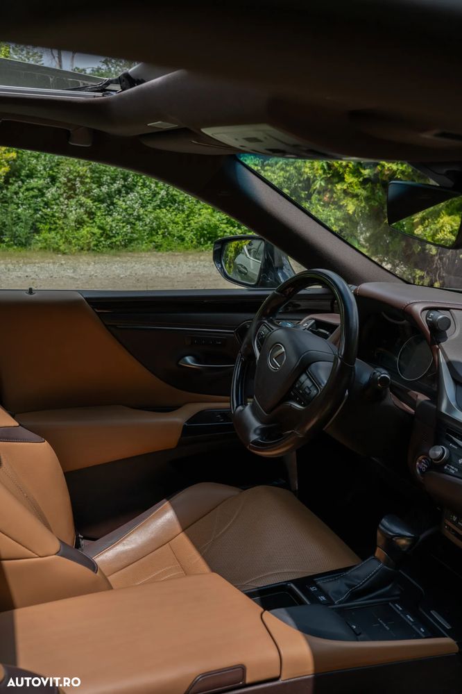 Lexus Seria ES 300h Executive - 5