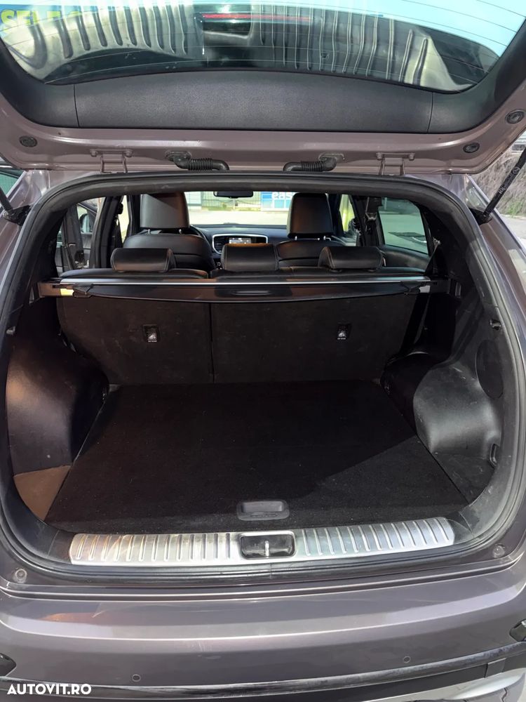 Kia Sportage 1.6 T-GDI 7DCT 4x4 GT Line - 16