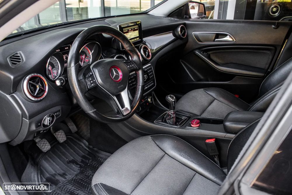 Mercedes-Benz CLA 200 CDI - 19