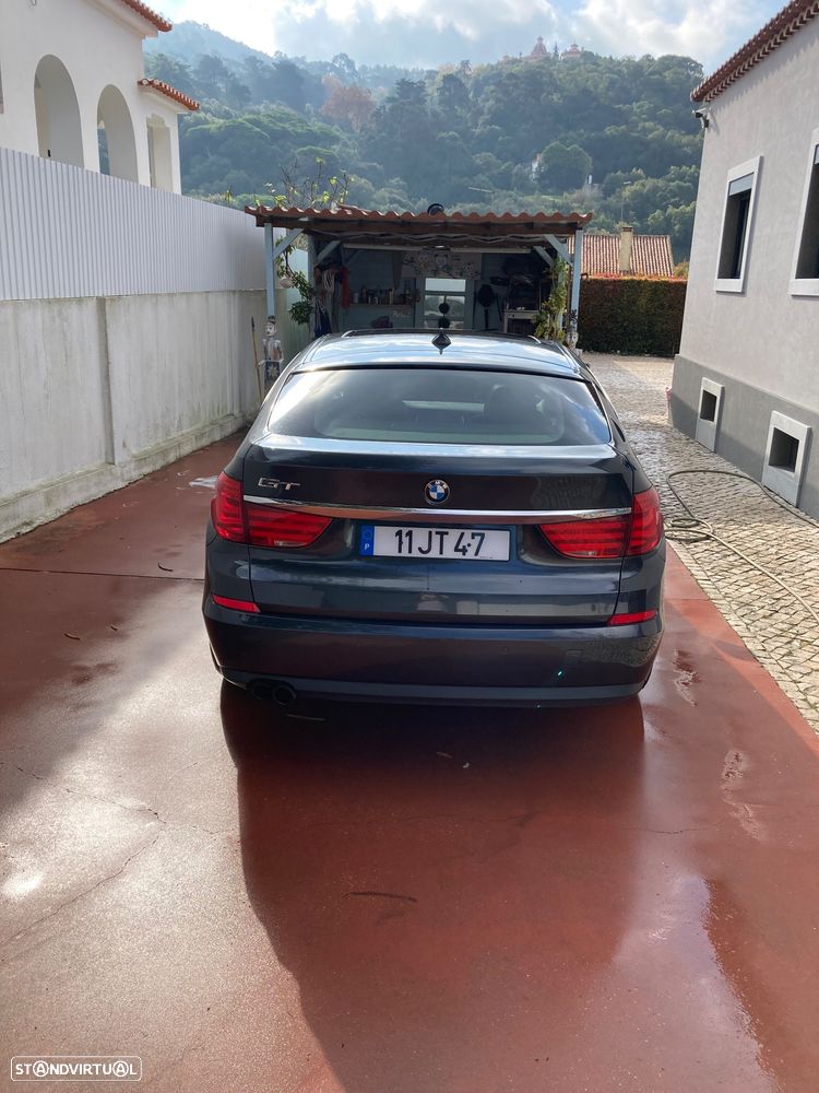 BMW 530 Gran Turismo d - 2