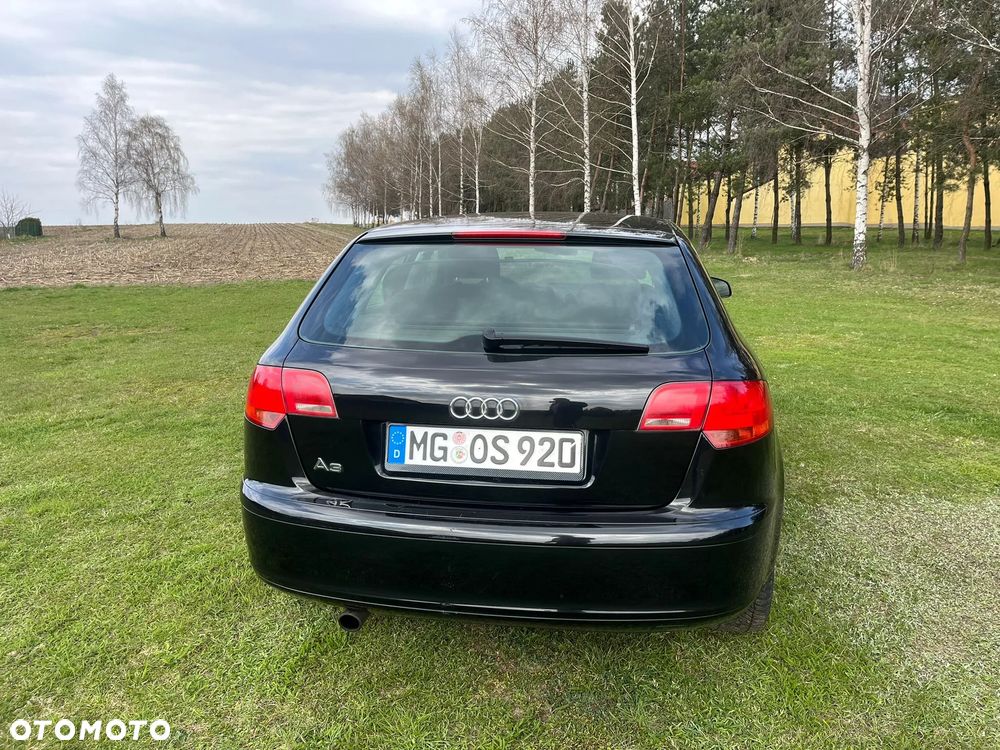 Audi A3 Sportback 1.6 S line Sportpaket plus - 28